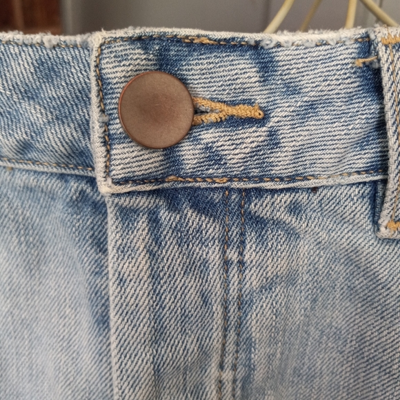 Asos distressed, high waisted, jean shorts, US size 4 ( UK 8 ) - Picture 2 of 5